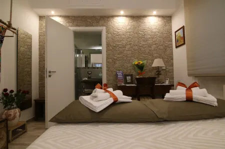 Casa Dell'Artista Отели рядом с достопримечательностью «Cripta del Peccato Originale»