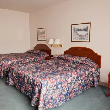 Benny's Colville Inn
