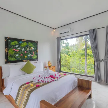 Radjes Bungalow Отели рядом с достопримечательностью «Пляж Келингкинг»