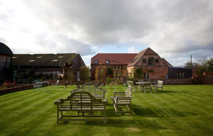 Mr & MRS Smith Eckington Manor