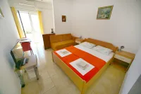 Apartment Studio with Sea View for 2-3 People