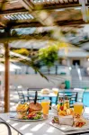 Louis Althea Beach - Desayuno