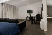 歐羅拉喬治飯店