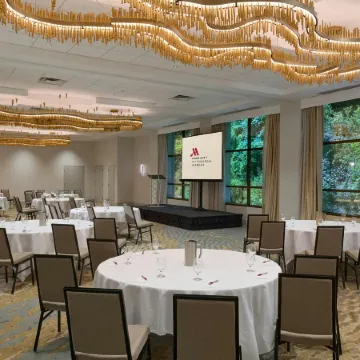 Pittsburgh Airport Marriott