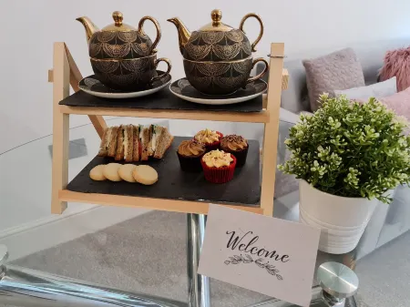 2 Bed Woodland Retreat - Garden & Free Parking Отели рядом с достопримечательностью «Catgill Farm»