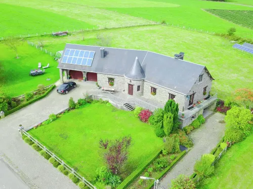 Villa in Bitvre with Garden - Wifi