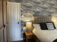 Fayvan Apartments