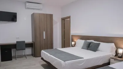 Hostal Tartessos Hotel in zona Aeroporto di Valencia