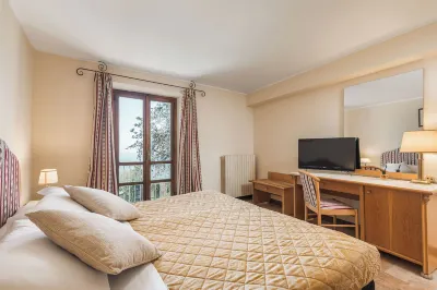 Relais la Fattoria فنادق في Magione