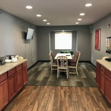 Chadron Inn & Suites
