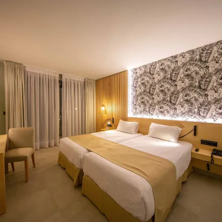 Hotel Noy