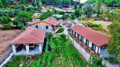 Dedehan Retreat Otel