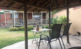 Cosy 2-Bed House in Maseru for Perfect Calm and re