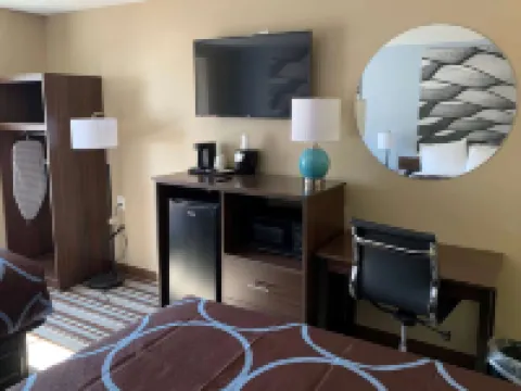 Super 8 by Wyndham Joliet Hotels in Joliet