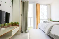 Affordable Price and Homey Studio Tokyo Riverside Pik 2 Apartment - Bintang 2