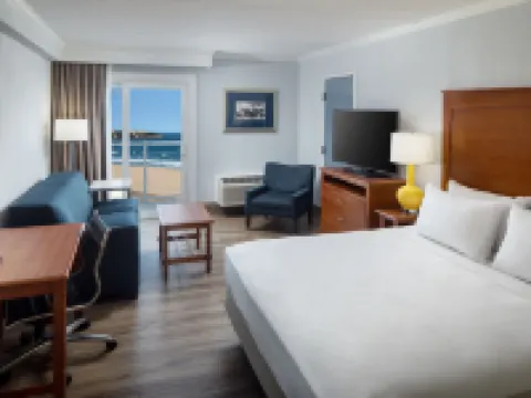 Ashworth by the Sea Hotels in Hampton