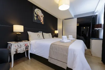 The Queen Luxury Apartments - Villa Marilyn Hotels in Hesperange