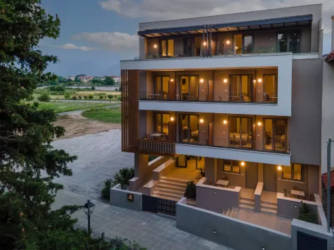 Funtuki Seaside Apartments