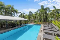 Orator Hotel Samoa - Pools