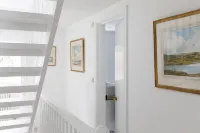 Roundstone Quay - Pet friendly