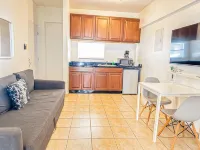 블러바드 204 마야궤스 호텔