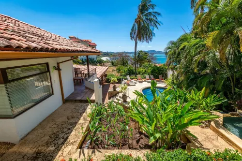 Luxury Ocean-View Flamingo Home with Pool, Apartment and Party Deck