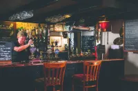 The Ship Inn Hotels in Paul