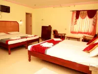 KG Grand Inn โรงแรมในเอโรด