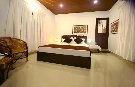 Munroe Island Lake Resort Отели рядом с достопримечательностью «SAMBRANIKODI ISLAND TOURISM (സാംബ്രാണിക്കോടി ഐലൻഡ് ടൂറിസം)»