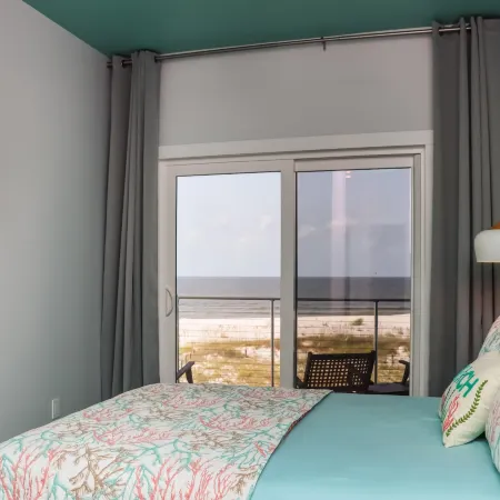 Sea la VIE by Pristine Properties Vacation Rentals