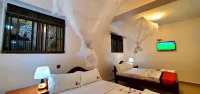 Hotel Komar Hotels in Erute