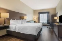Best Western Plus Saint John Hotel  Suites Các khách sạn gần University of New Brunswick Saint John