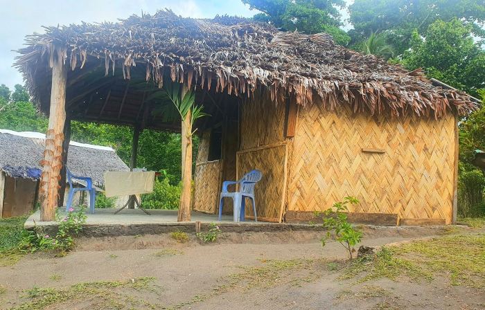 Volcano Island Paradise Bungalows