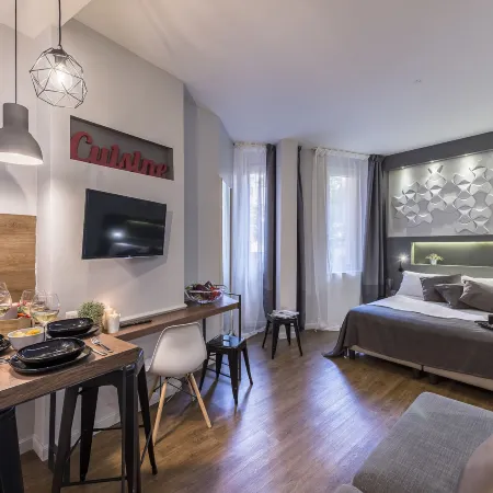 Z-ArchSuites Отели рядом с достопримечательностью «Аппио-Латино»