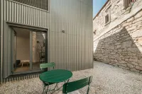 Courtyard Oporto Design Apartment L with Terrace