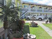 Travellers Motel Hotels in Cranbrook