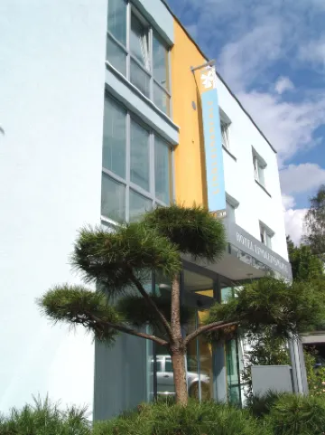 Hotel Lindleinsmühle Отели в г. Вюрцбург