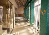 4 Pory Roku Resort Sauna & Spa - parking