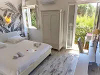 Les Jardins de Bormes, hôtel Adult Only Avec Sauna & Jacuzzi Hotels in Collobrieres