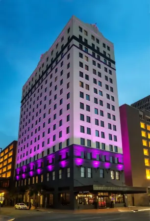 Hampton Inn & Suites New Orleans Canal St. French Quarter Отели рядом со станцией Новый Орлеан