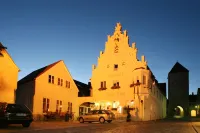 Landhotel Weißer Hahn Hotels in Wemding