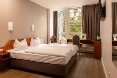 SensCity Hotel Berlin Spandau Hotels in Seeburg