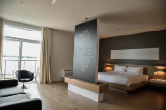 La Cache du Lac Champlain Hotels in 