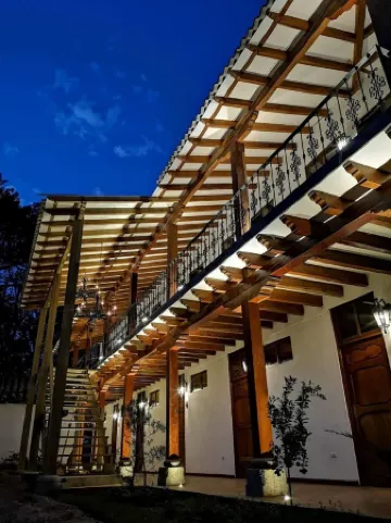 蘇奇託託 1800 號民宿