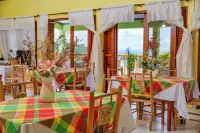 Tropical Paradise View - breakfast