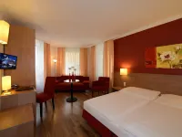 Hotel Marienthal Garni Hotels near Blohms Park