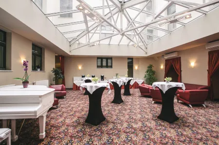 Monika Centrum Hotels