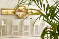 Santorini Palace - Quầy bar