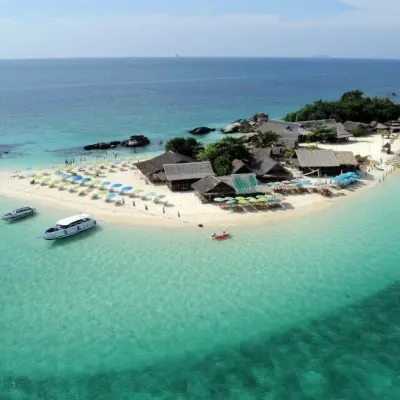 班哈拉維旅館 鄰近Loh Pared Bay Beach的酒店