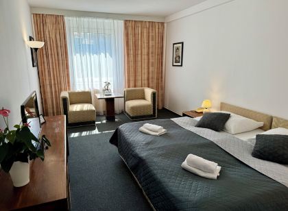 A-Austerlitz Hotel